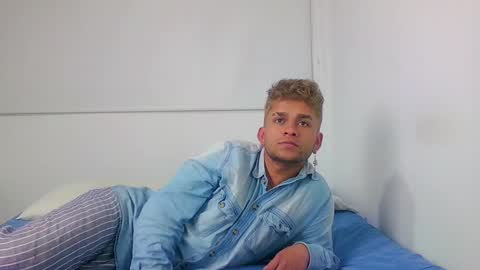 Snapshot of be_sinners chatting on 12.27.24 Sara Juan online show from 12.27.24