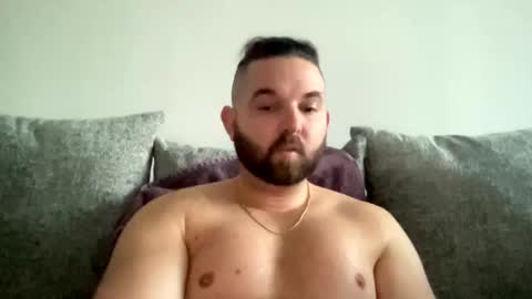 Snapshot of beachboyhardonyou chatting on 02.14.25 beachboyhardonyou online show from 02.14.25