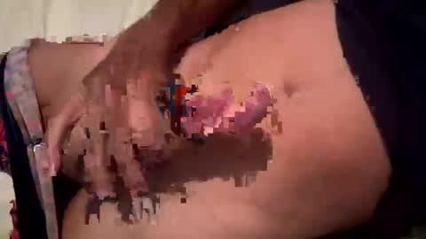 Snapshot of beachguy469 chatting on 10.21.25 BeachGuy online show from 10.21.25