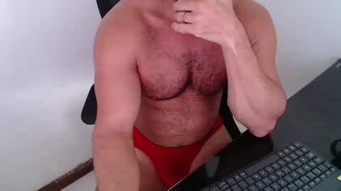 Snapshot of beard_top_guy chatting on 04.25.26 Beard Guy online show from 04.25.26