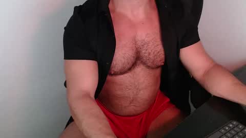 Snapshot of beard_top_guy chatting on 05.11.26 Beard Guy online show from 05.11.26
