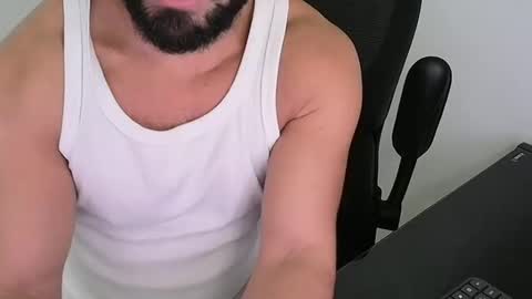Snapshot of beard_top_guy chatting on 05.28.26 Beard Guy online show from 05.28.26