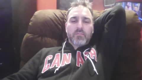 Snapshot of beardedambition chatting on 02.13.25 beardedambition online show from 02.13.25