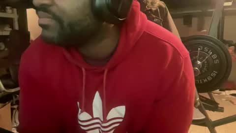 Snapshot of beasy2 chatting on 01.24.25 beasy2 online show from 01.24.25