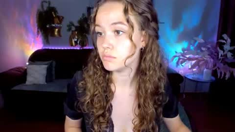 Snapshot of beatricewild chatting on 07.08.26 BeatriceWild online show from 07.08.26