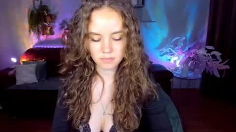 Snapshot of beatricewild chatting on 07.15.26 BeatriceWild online show from 07.15.26