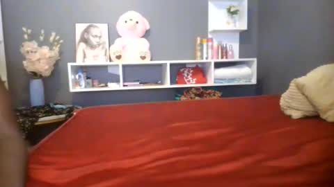 Snapshot of beautie699392 chatting on 05.31.26 Lil stunner online show from 05.31.26