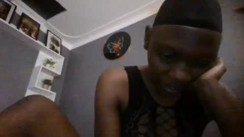 Snapshot of beautie699392 chatting on 07.25.26 Lil stunner online show from 07.25.26
