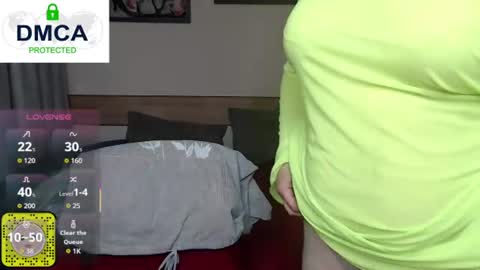 Snapshot of beautiful_lina7 chatting on 06.23.26 your Lana online show from 06.23.26