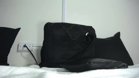 Snapshot of beautifull_wild_girl chatting on 02.11.25 maria online show from 02.11.25