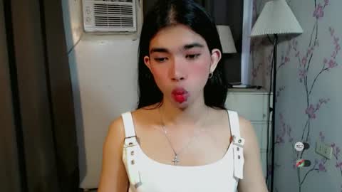 TRIXIE online show from 03.02.26