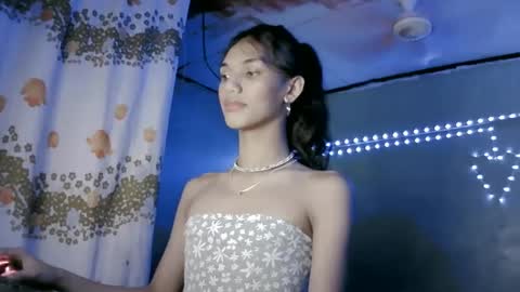 Snapshot of beautyhotasia123 chatting on 12.06.24 beautyhotasia123 online show from 12.06.24