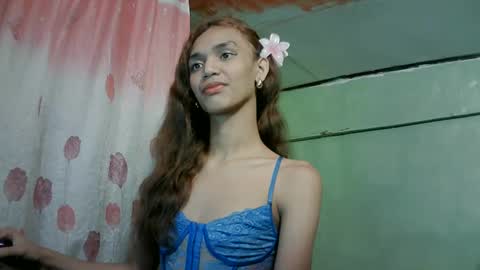 Snapshot of beautyhotasia123 chatting on 02.19.25 beautyhotasia123 online show from 02.19.25