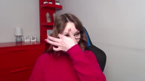 Snapshot of beautyzoexx chatting on 12.30.24 Zoe online show from 12.30.24