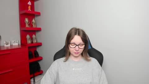 Zoe online show from 04.24.26