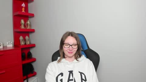 Zoe online show from 04.29.26