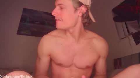 Snapshot of bebexxxdust chatting on 03.16.26 bebe dust online show from 03.16.26