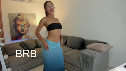 Victoria  online show from 04.23.26