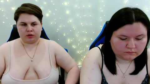 Snapshot of beckyandellen chatting on 05.28.26 BeckyAndEllen online show from 05.28.26