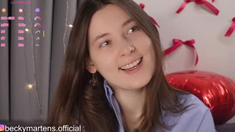 BeckyMartens come join me on    while im offline here  online show from 02.13.26