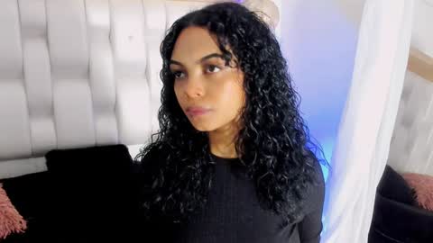 B E C K Y online show from 01.22.25