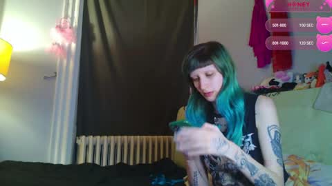 Beckytheclown online show from 06.04.26