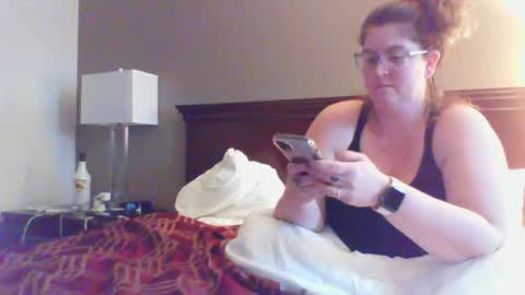 Snapshot of bedbandits chatting on 03.08.25 Bedbandits69 online show from 03.08.25