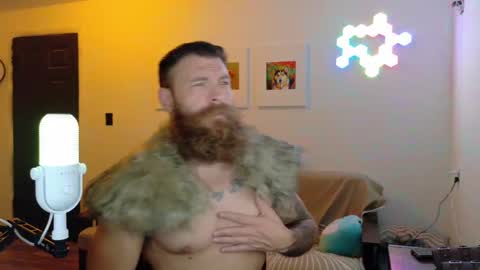 Snapshot of bedelllw chatting on 10.31.25 Bedellx online show from 10.31.25