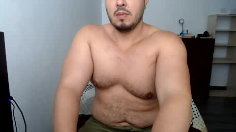 Snapshot of beefypecs_10 chatting on 06.05.26 Criss2fer online show from 06.05.26