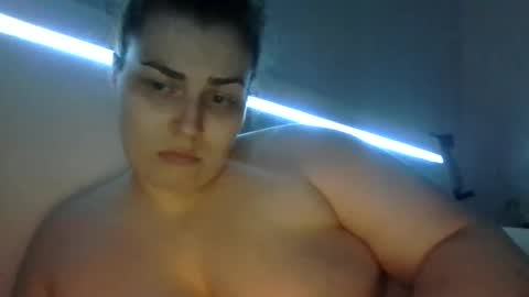 Snapshot of beeinmedeep chatting on 12.17.24 beeinmedeep online show from 12.17.24