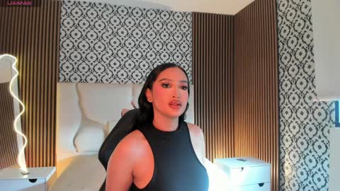 BELLA online show from 04.10.26