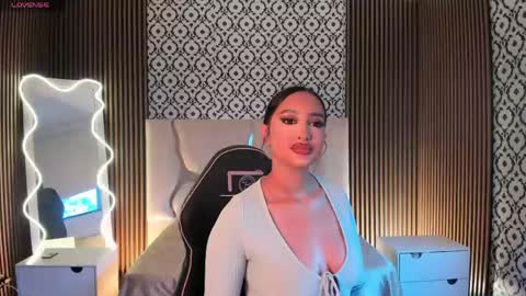 BELLA online show from 04.25.26