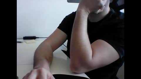 beenee3 online show from 04.03.26