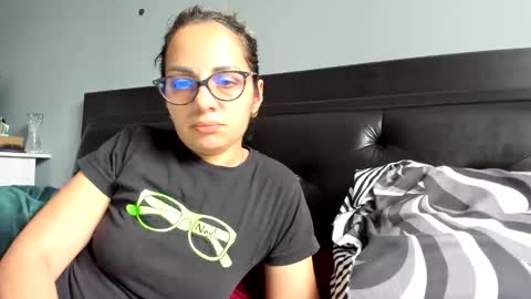 kevin and Bella online show from 05.12.26