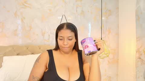 Snapshot of belacampbell chatting on 10.07.25 Bela online show from 10.07.25
