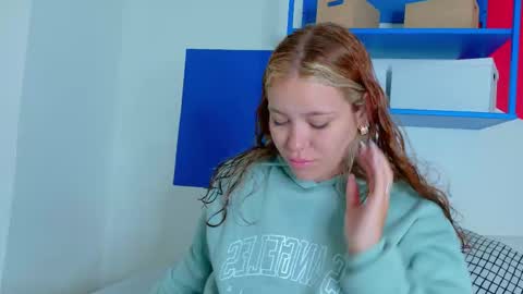 Snapshot of belamiller chatting on 09.16.25 BELA online show from 09.16.25