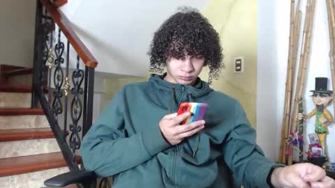 independent model online show from 12.24.24