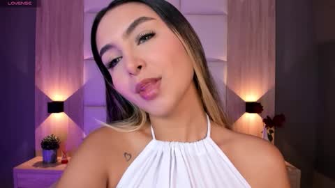 Bella cam online show from 09.30.25