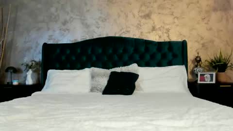 Goddesssophie online show from 09.11.25