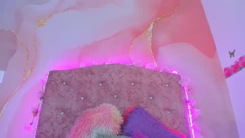 Melanie  online show from 02.11.25