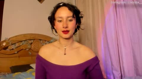 Snapshot of bella__w chatting on 04.20.26 Zia online show from 04.20.26