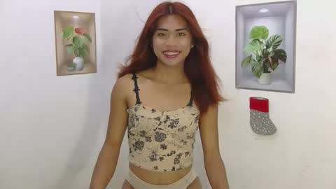 Snapshot of bella_bliss14 chatting on 02.01.26 bella_bliss14 online show from 02.01.26