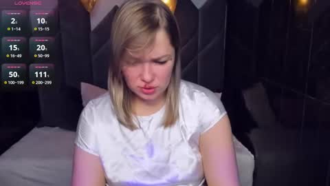 Bella online show from 02.10.25