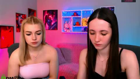 Snapshot of bella_dorn chatting on 05.24.26 Bella online show from 05.24.26