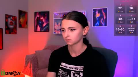 Snapshot of bella_dorn chatting on 06.13.26 Bella online show from 06.13.26