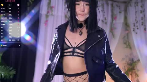 In instagran bel myangel online show from 04.08.26