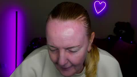 Bella online show from 04.18.26