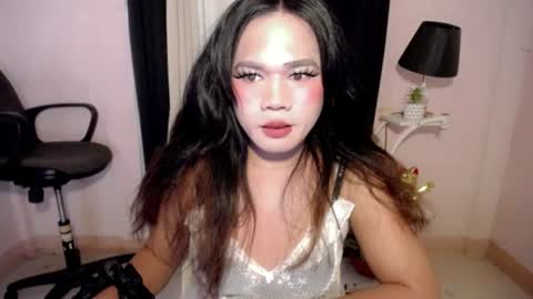 bella_ngo online show from 06.17.26