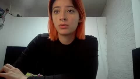 Snapshot of bella_thorne1999 chatting on 07.20.26 bella_thorne1999 online show from 07.20.26