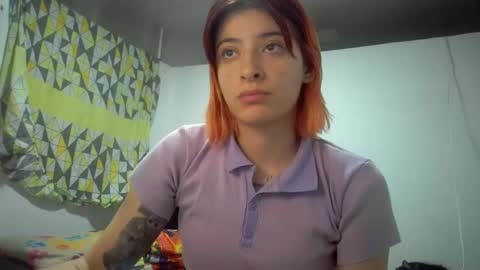 Snapshot of bella_thorne1999 chatting on 07.27.26 bella_thorne1999 online show from 07.27.26